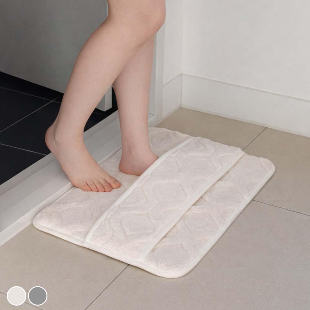 발등까지 닦는 발매트