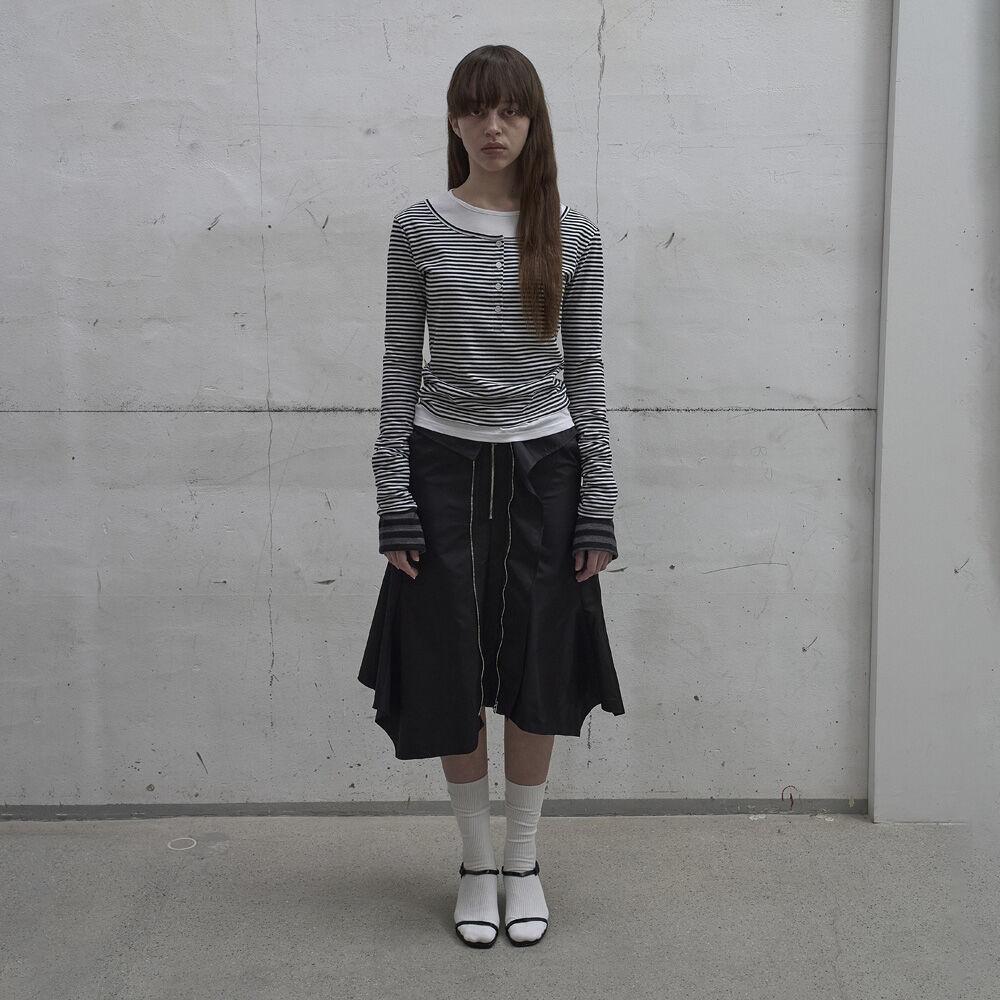 [3/12 예약배송] LAYERED HENLEY NECK JERSEY TOP (BLACK)