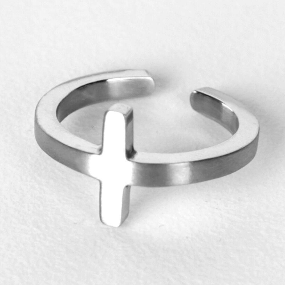 CROSS RING