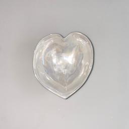 small heart dish (pearl)