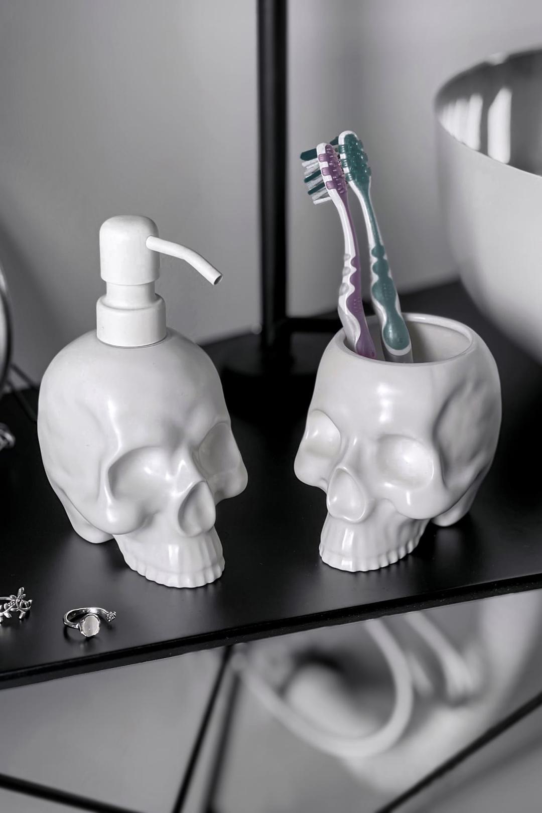 Cranium Bathroom Set - One Size / White / 100% Stoneware