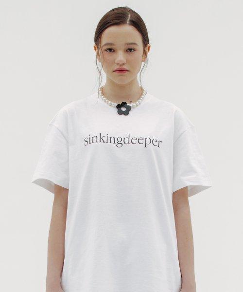 세리프 로고 숏슬리브 티셔츠(화이트)