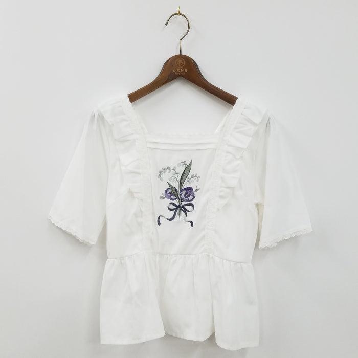 【axesfemme】ミュゲフルール刺繍トップス