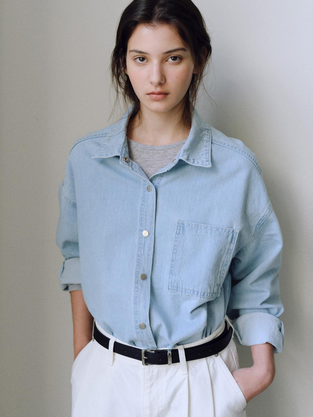 Snap washed denim shirt