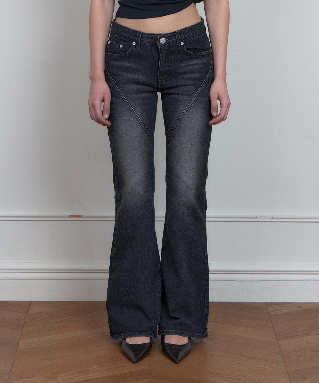 [2/23이후 예약발송]C DIAGONAL SEAM BOOTS-CUT DENIM PANTS_BLACK