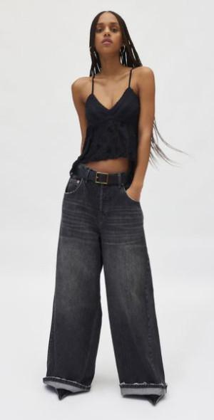 Kimchi Blue Lilian Spliced Lace Babydoll Cami in Black, Women's at Urban Outfitters