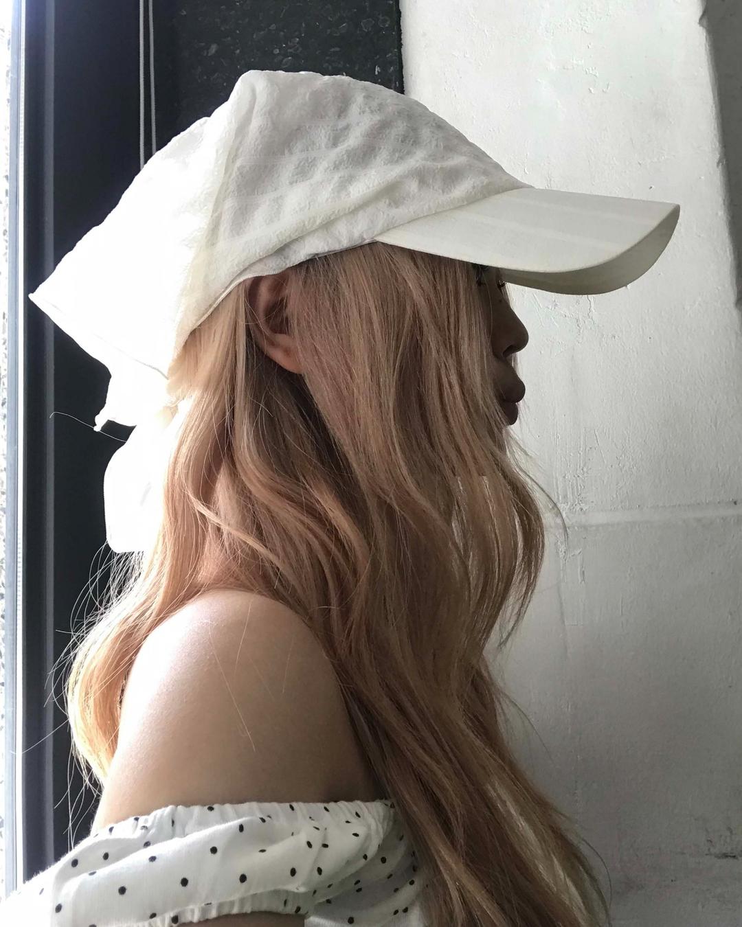 Scarf cap