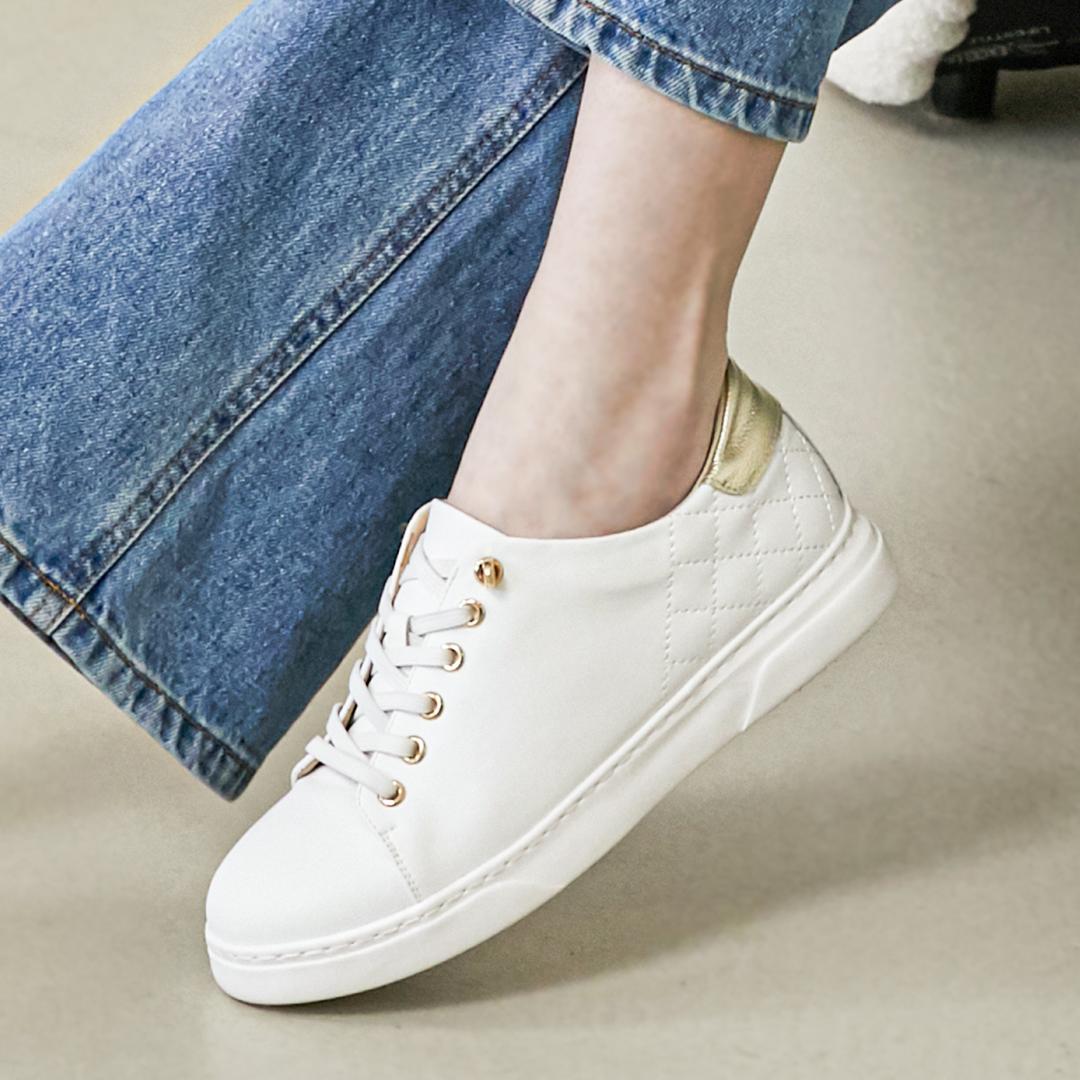 여성 소가죽 퀄팅 밴딩 스니커즈 (WT) - 3FN264