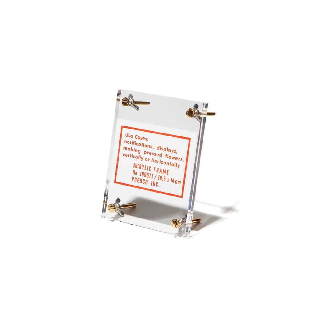 109671 ACRYLIC FRAME 10.5 x 14