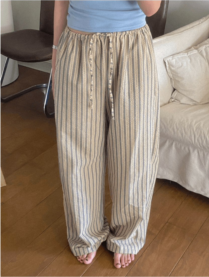 쁘렌디 [직진🚀] 스트라이프 와이드 밴딩 팬츠 시어서커 데일리 바지 3color (휴가룩/바캉스룩/여행룩)