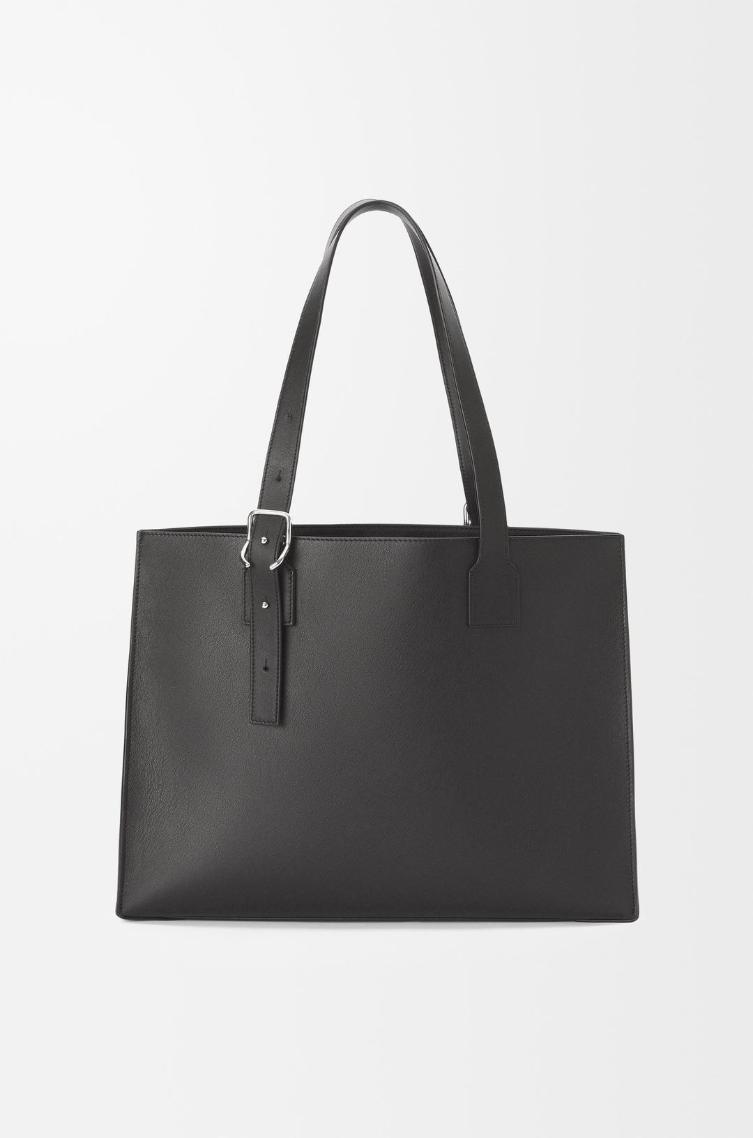 Buckle horizontal tote in classic calfskin