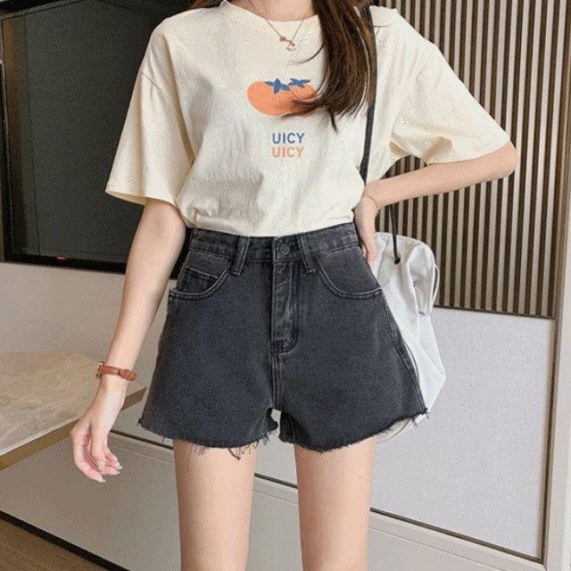 당일출고 [무배] 베이직 빈티지 하이웨스트 밑단 데미지 3부 데님 숏팬츠 (1C) 핀턱슬랙스 벨로아팬츠 융기모팬츠 밴딩슬랙스 기모슬랙스 벨벳조거팬츠 카고팬츠 코듀로이팬츠 트레이닝바지 와이드팬츠 기모바지 치마바지 부츠컷슬랙스 와이드슬랙스 코튼팬츠 니트팬츠 밴딩팬츠 세미부츠컷 골덴바지 배기팬츠 가죽바지 플리츠바지 모직바지 바이커팬츠 벨벳바지 큐롯팬츠