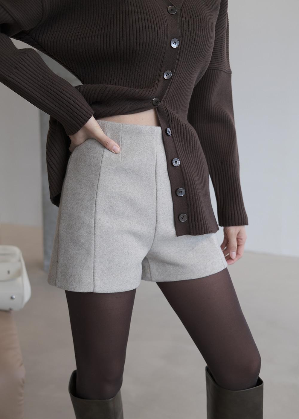 울 블랜디드 하이웨스트 쇼츠	PT006_beige