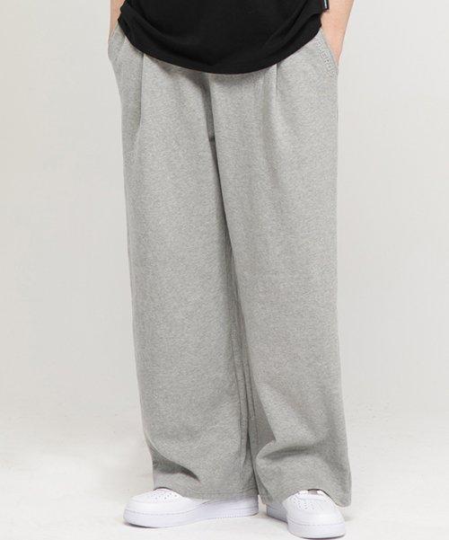 포인트 로고 엠보 원턱 스웨트 와이드 팬츠 [그레이]