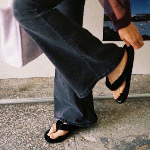easygoing slippers (scotch black)