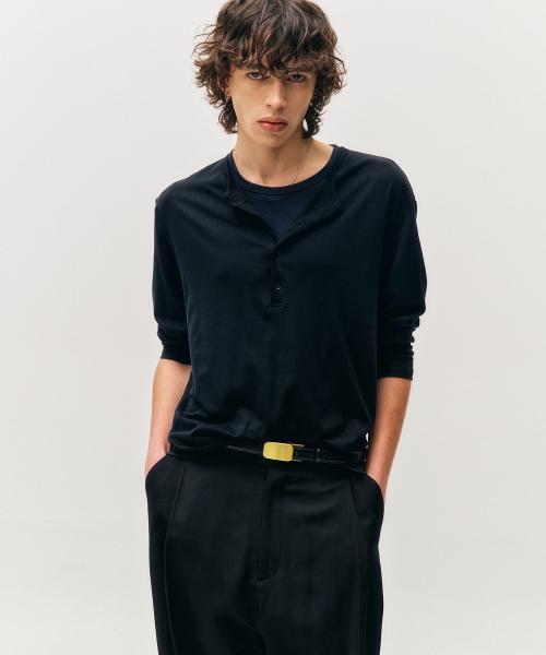 레이어드 헨리넥 롱 슬리브 티셔츠 (블랙네이비)