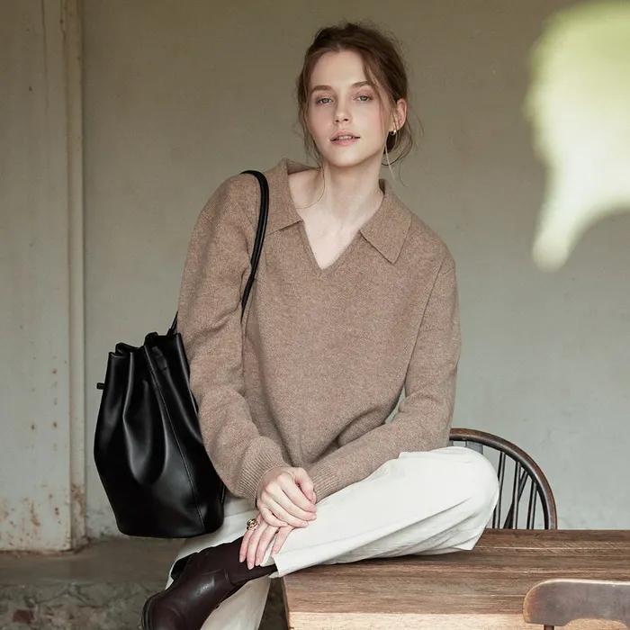 [3차 리오더] SERIN v-neck collar wool knit_MOCHA