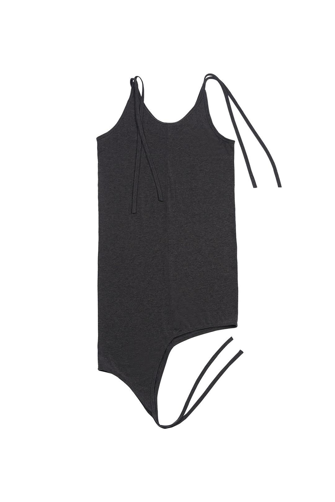 [2ND] IN OUT SLEEVELESS TOP (CHARCOAL)