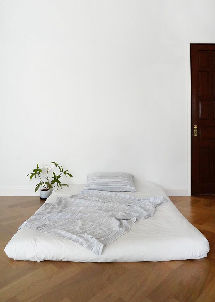 Novelty stripe blanket - sky blue