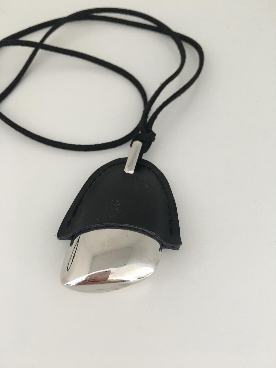 노비야카 [포인트✨] Cover balance necklace