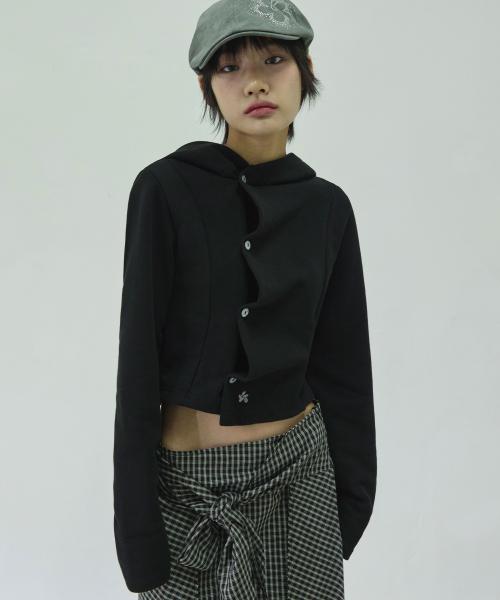 스몰 로고 사이드 버튼 셔링 후드 탑[블랙]