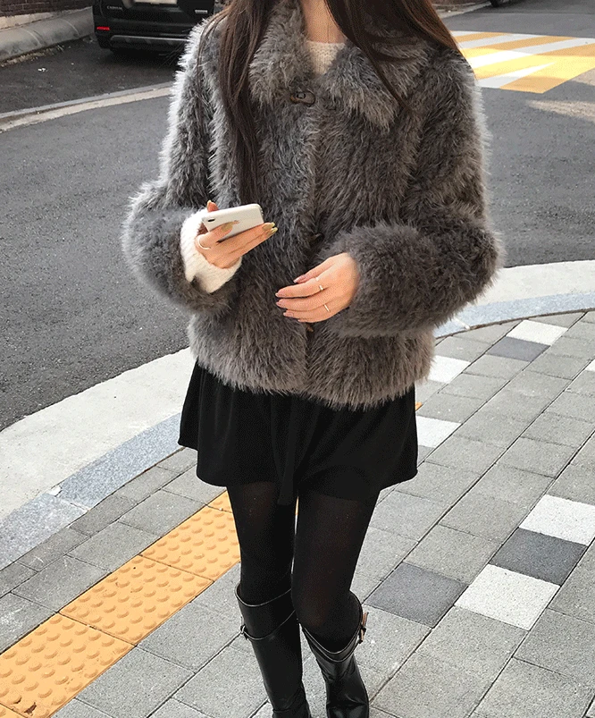 [⛄겨울신상] 머겐 퍼자켓 (3color)/연말룩/퍼자켓/데일리룩/고퀄/카라자켓/퍼집업/털자켓/떡볶이/더플