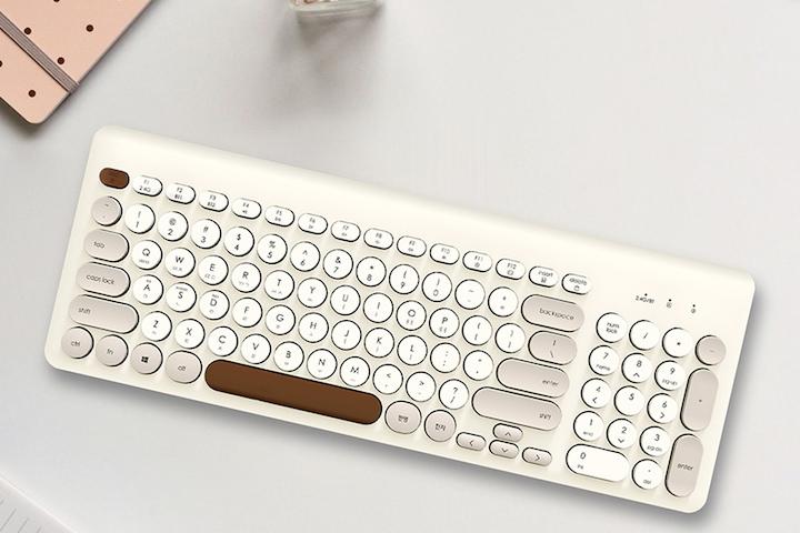 [예쁜] 멀티페어링 아이패드 노트북 블루투스 무선키보드 태블릿 맥북 아이폰 휴대폰 96RB