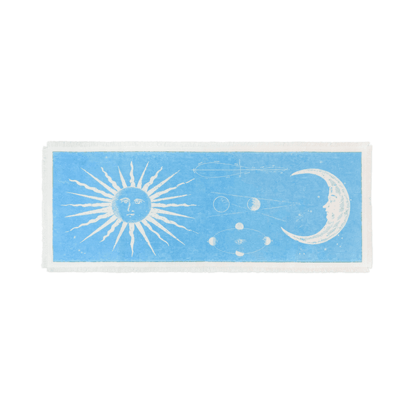 해를 응시하는 달 MOON STARING AT THE SUN FABRIC POSTER