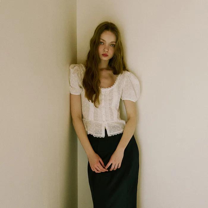 Punching Clear Ball Blouse (Ivory)