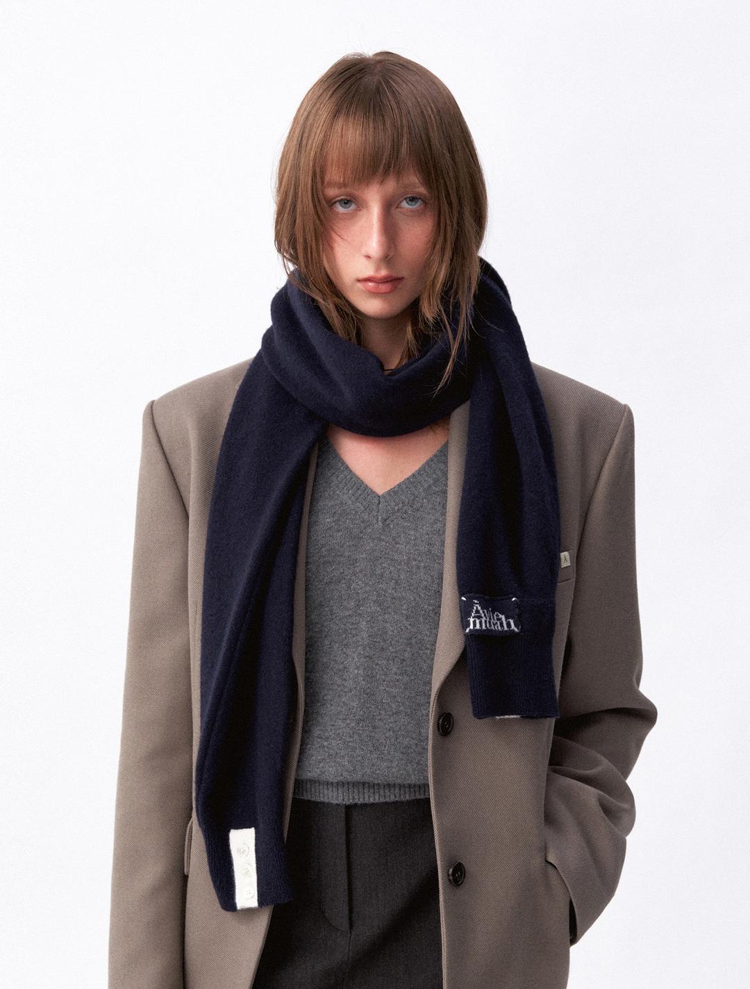 아비에 볼레로 머플러 (네이비)