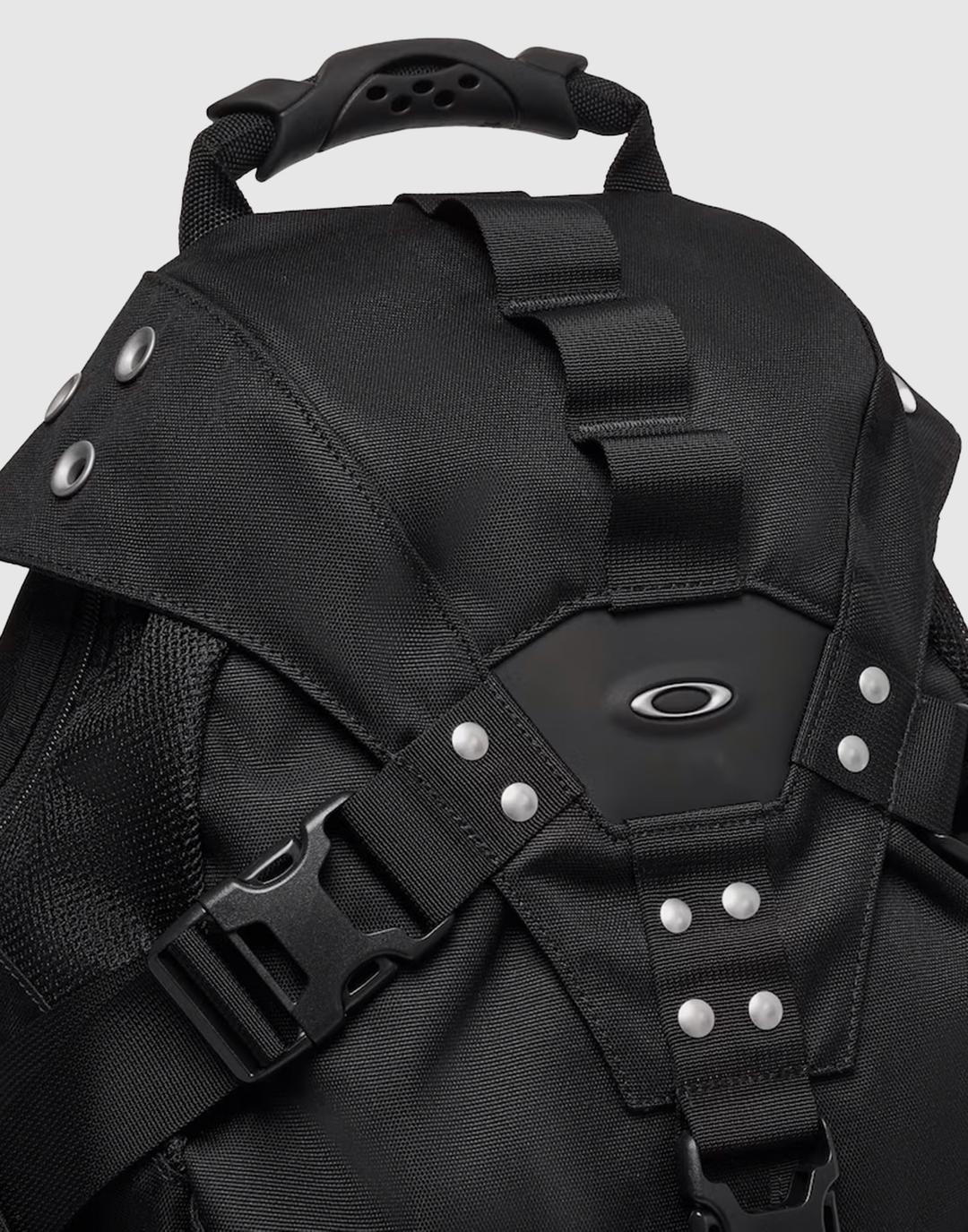 Oakley Icon RC Backpack (Blackout)