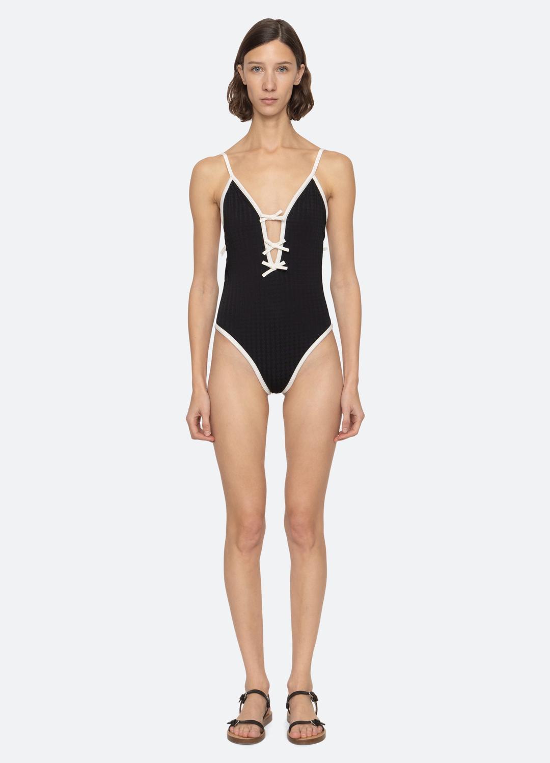 Briella One Piece - XXS / Black