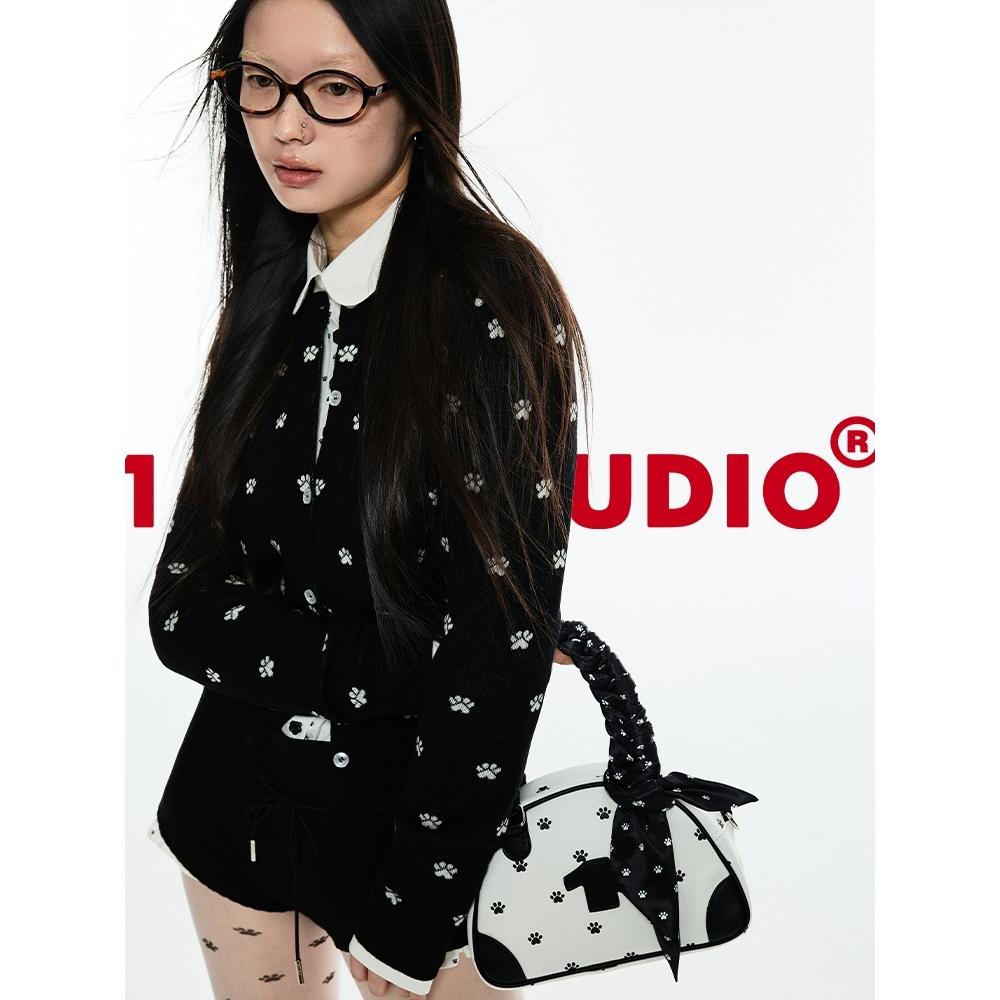 1JINN STUDIO 원진스튜디오 라운드 니트 가디건탑