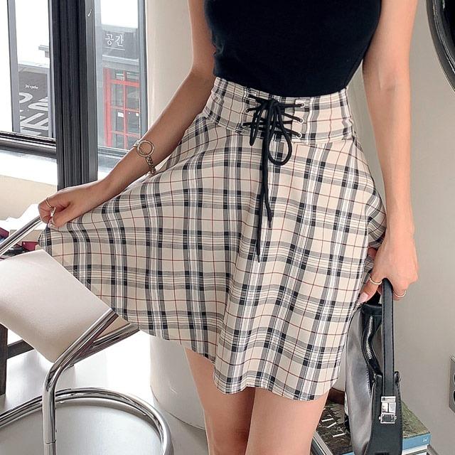 포첼 체크 플레어 스커트
