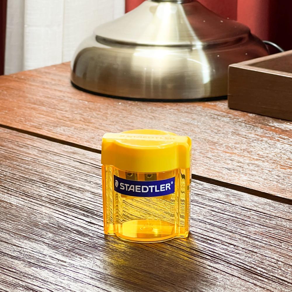 점보 연필도 깎을 수 있는 스테들러 휴대용 연필깎이