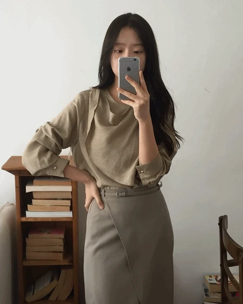 [하객룩/ 고급스러움💜🖤] 실키 새틴 스카프 블라우스 (2color)