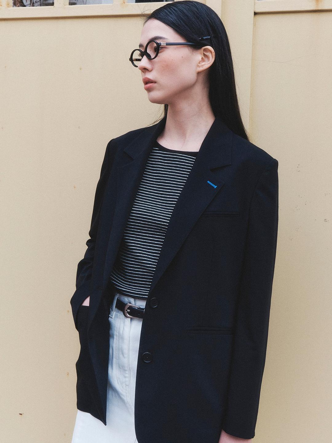 Back Detail Semi Overfit Jacket - Black