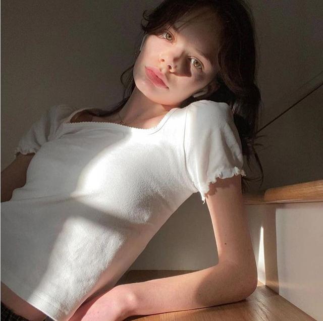 빈티지 퍼프 프릴 티셔츠 |여름티셔츠 여자여름티 크롭티 크롭탑 스트랩탑 여자여름티셔츠 여자여름코디 여자여름티 바캉스룩