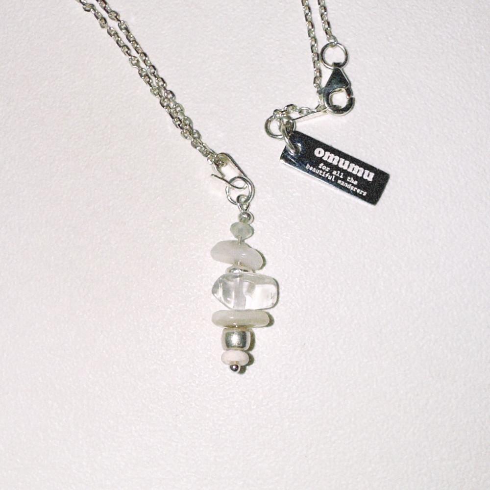 오무무 여행자의 돌 목걸이 3 투명 조약돌 traveller stone series 3