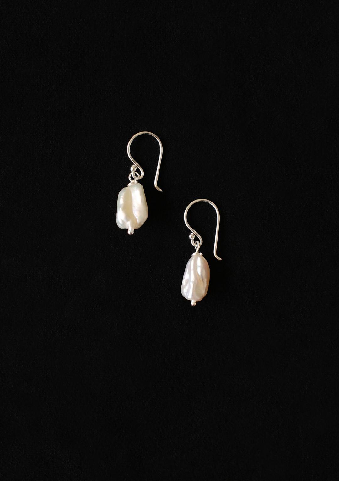 Pearldrop earring_1