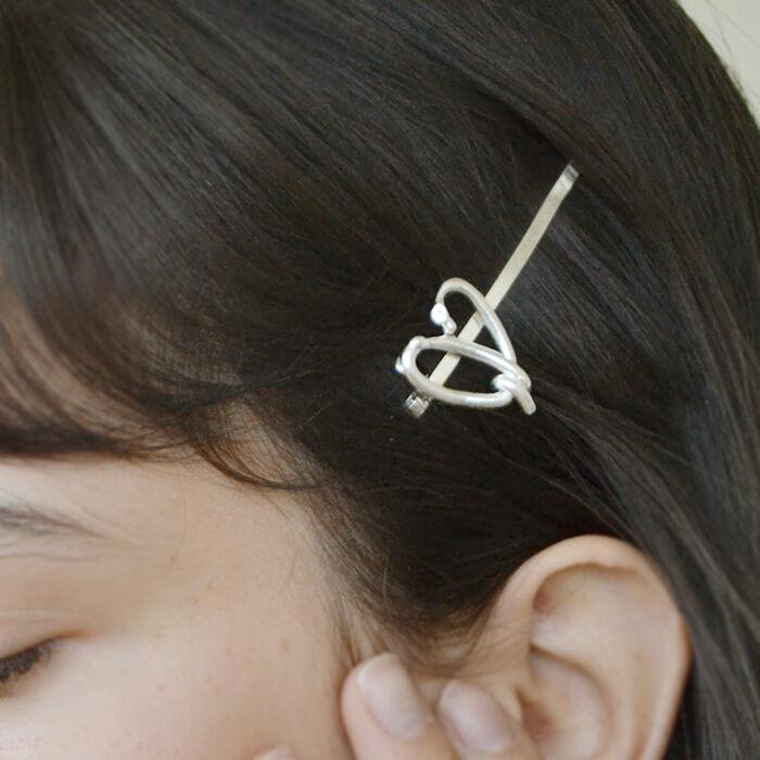 Pretchel hair pin