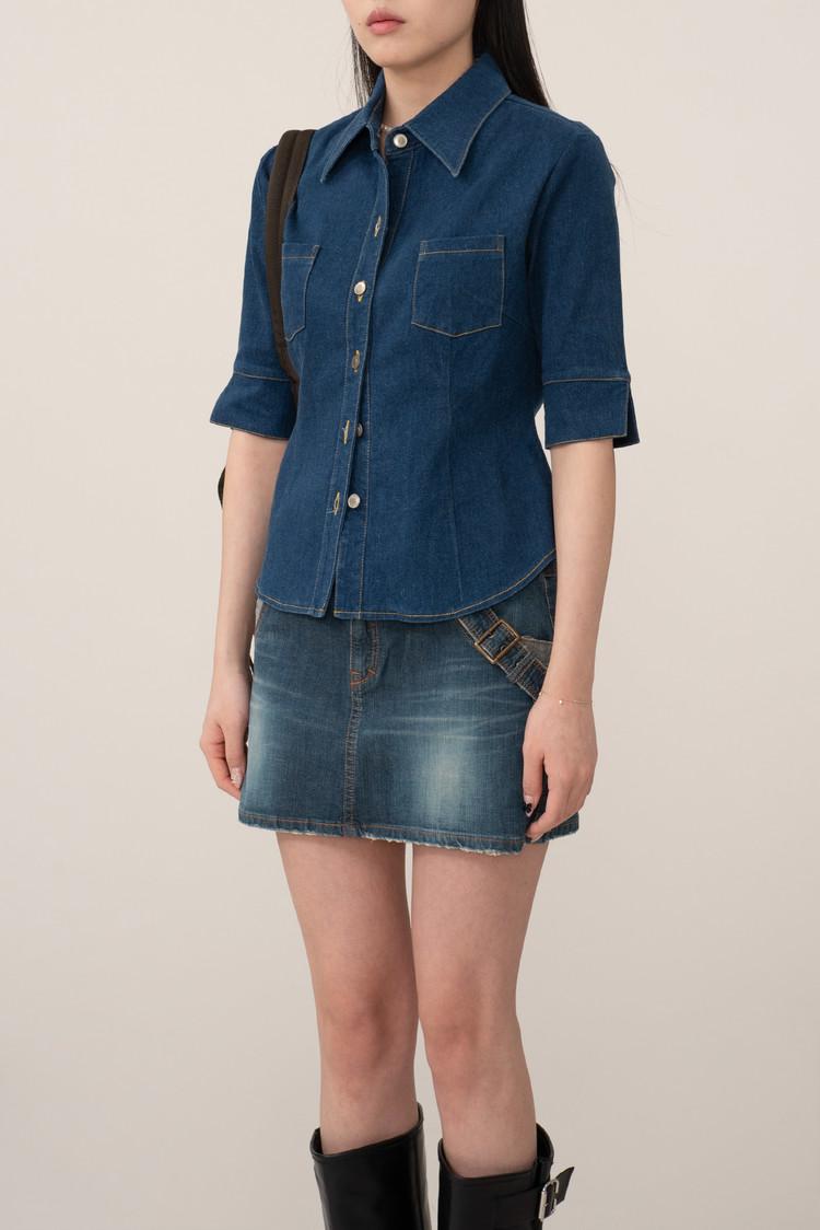 Big collar denim shirt