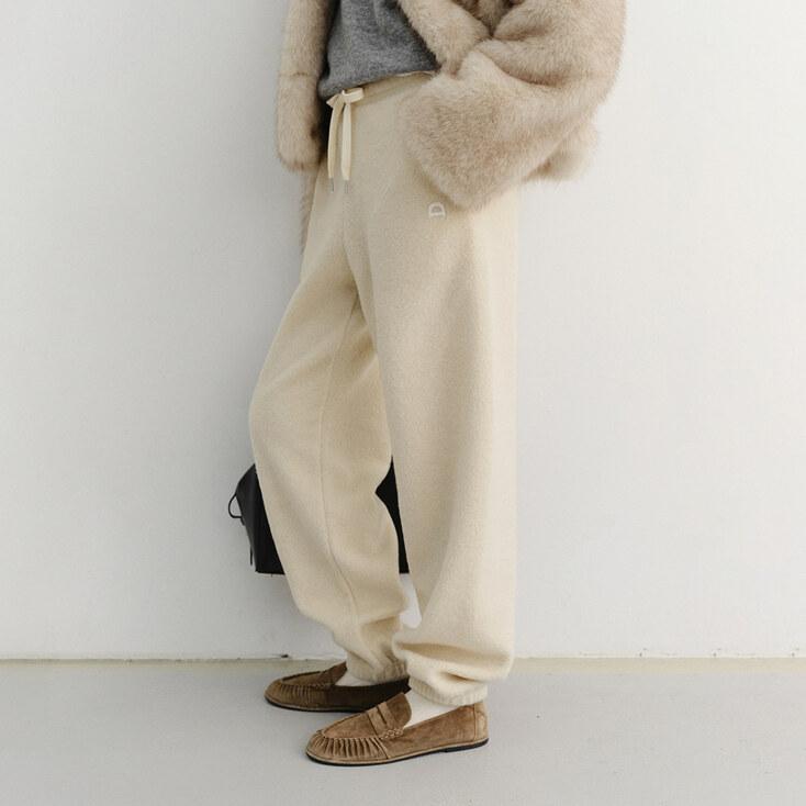 UNISEX BOUCLE JOGGER PANTS CREAM_UDPA5D121CR