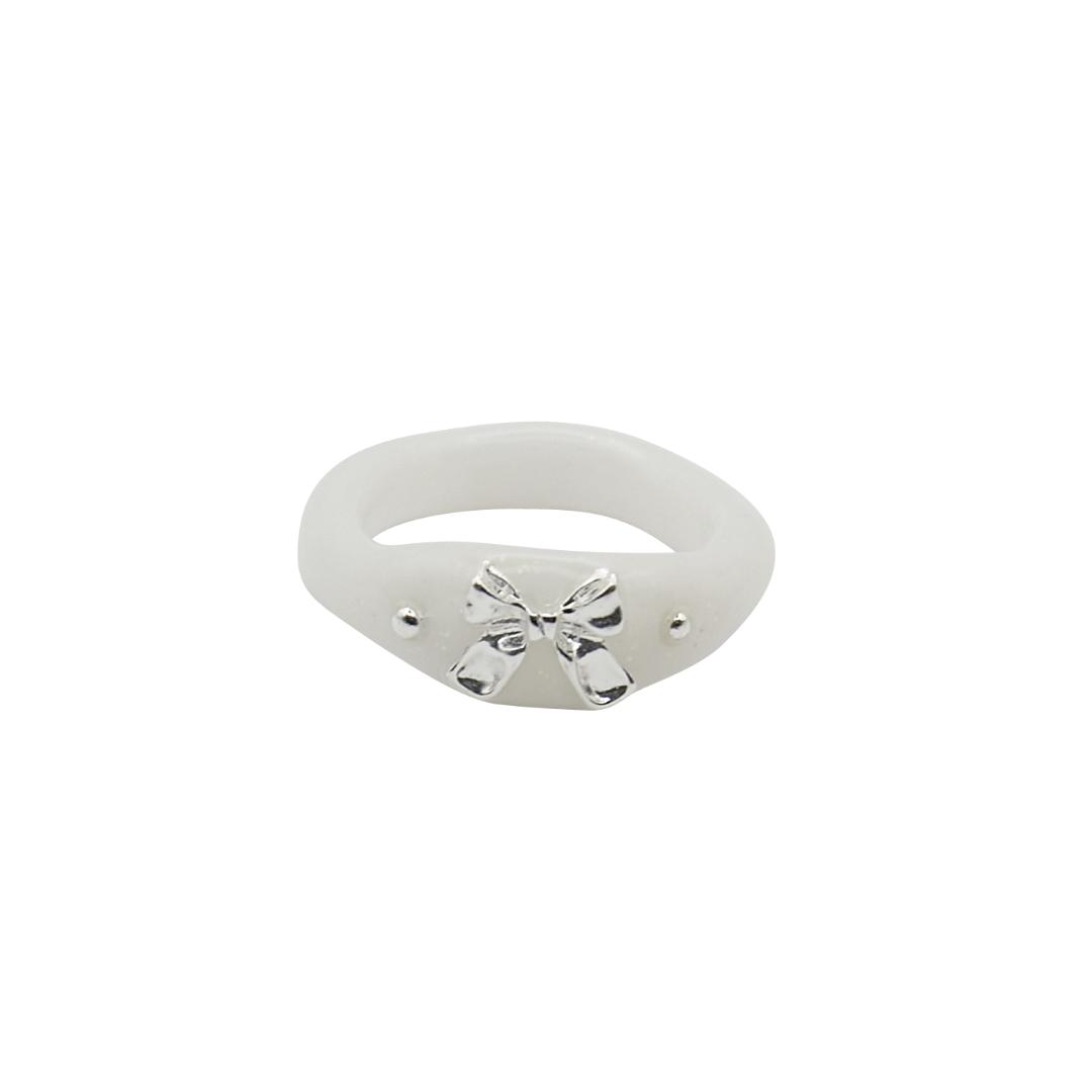 ribbon metal ring-white
