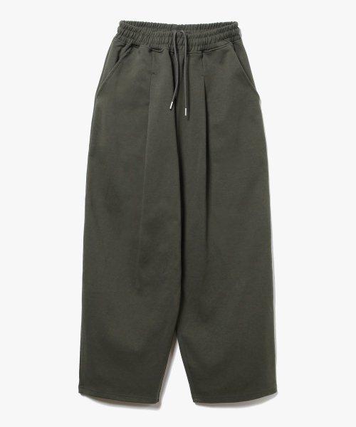 제로(XERO)  Deep One Tuck Sweat Pants [Khaki] - 사이즈 & 후기 | 무신사