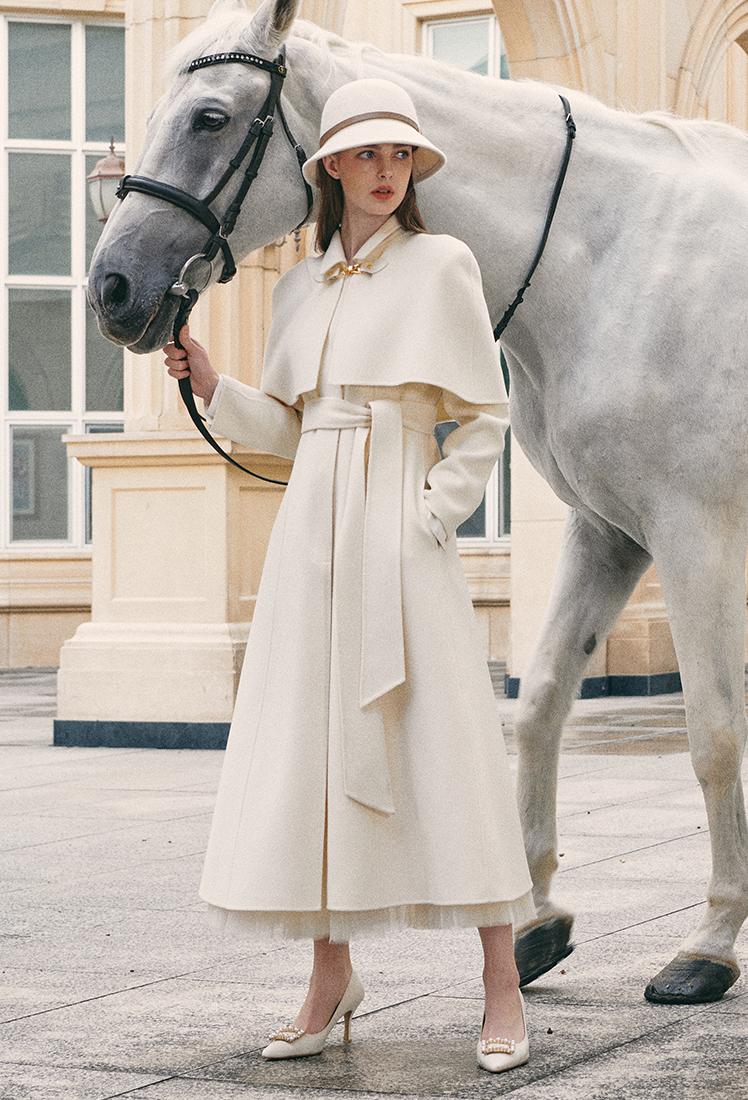 Maylin Cape Coat (Ivory)