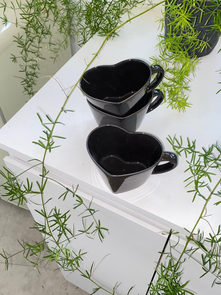 [유어홈] heart mug (black) 하트컵 머그잔 도자기 커피잔 홈카페 생일 선물