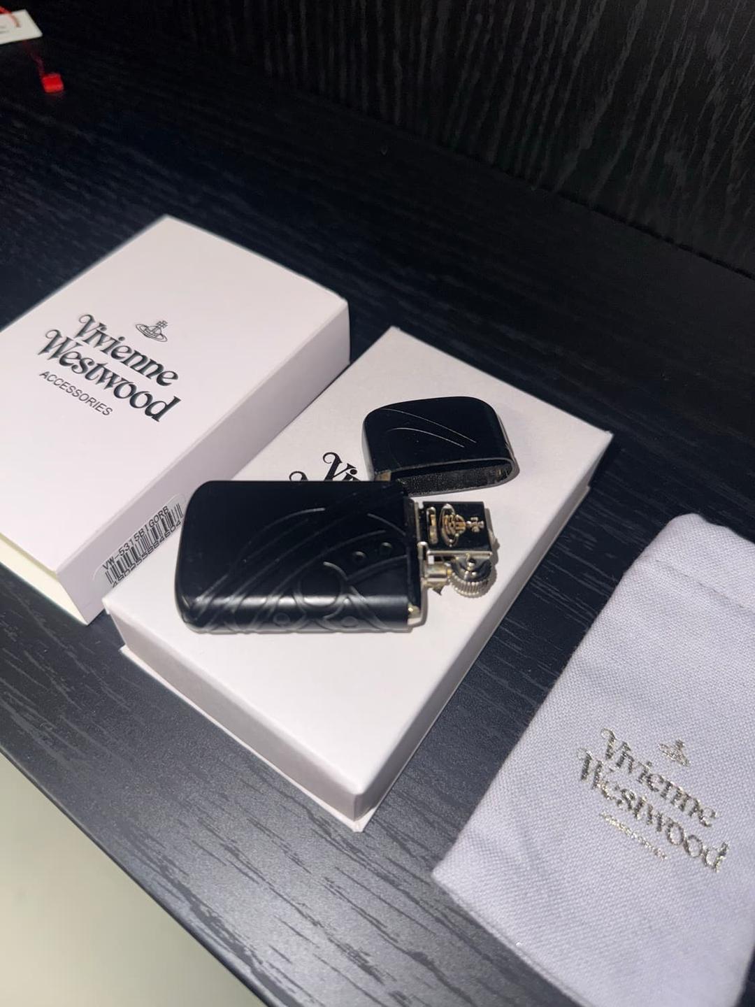 비비안웨스트우드 라이터 | 후루츠패밀리