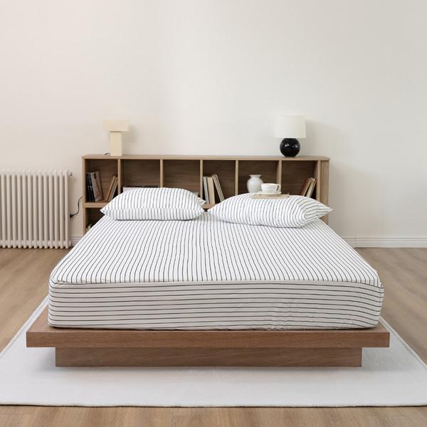 클래식 스트라이프 매트리스커버  - 화이트 스트라이프