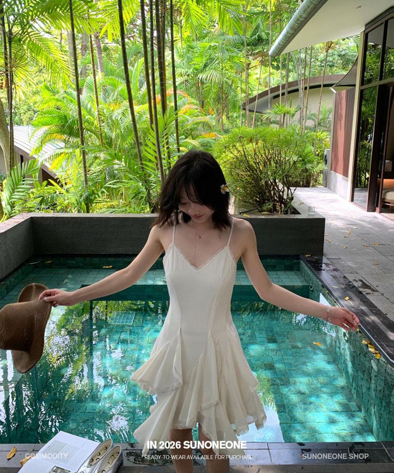 언발 레이스 슬리브리스 원피스